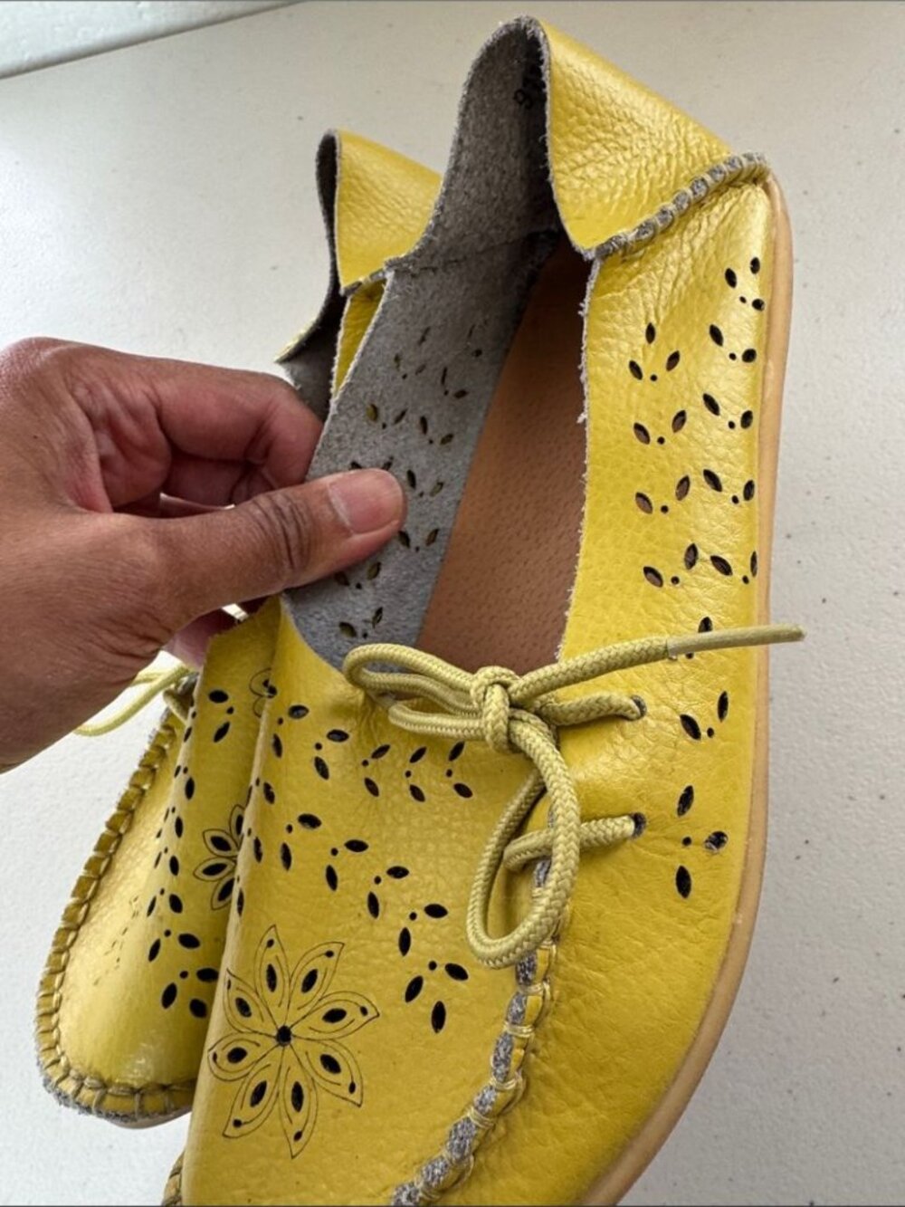 Women's Yellow Leather Perforated Slip-On Loafers 38 Floral Cutout Boho Chic - Picture 9 of 13
